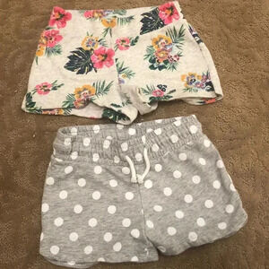Set of 2 shorts old navy circles girls s small 6